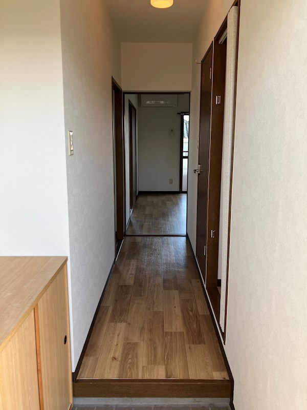 エステートミューズⅡ 玄関