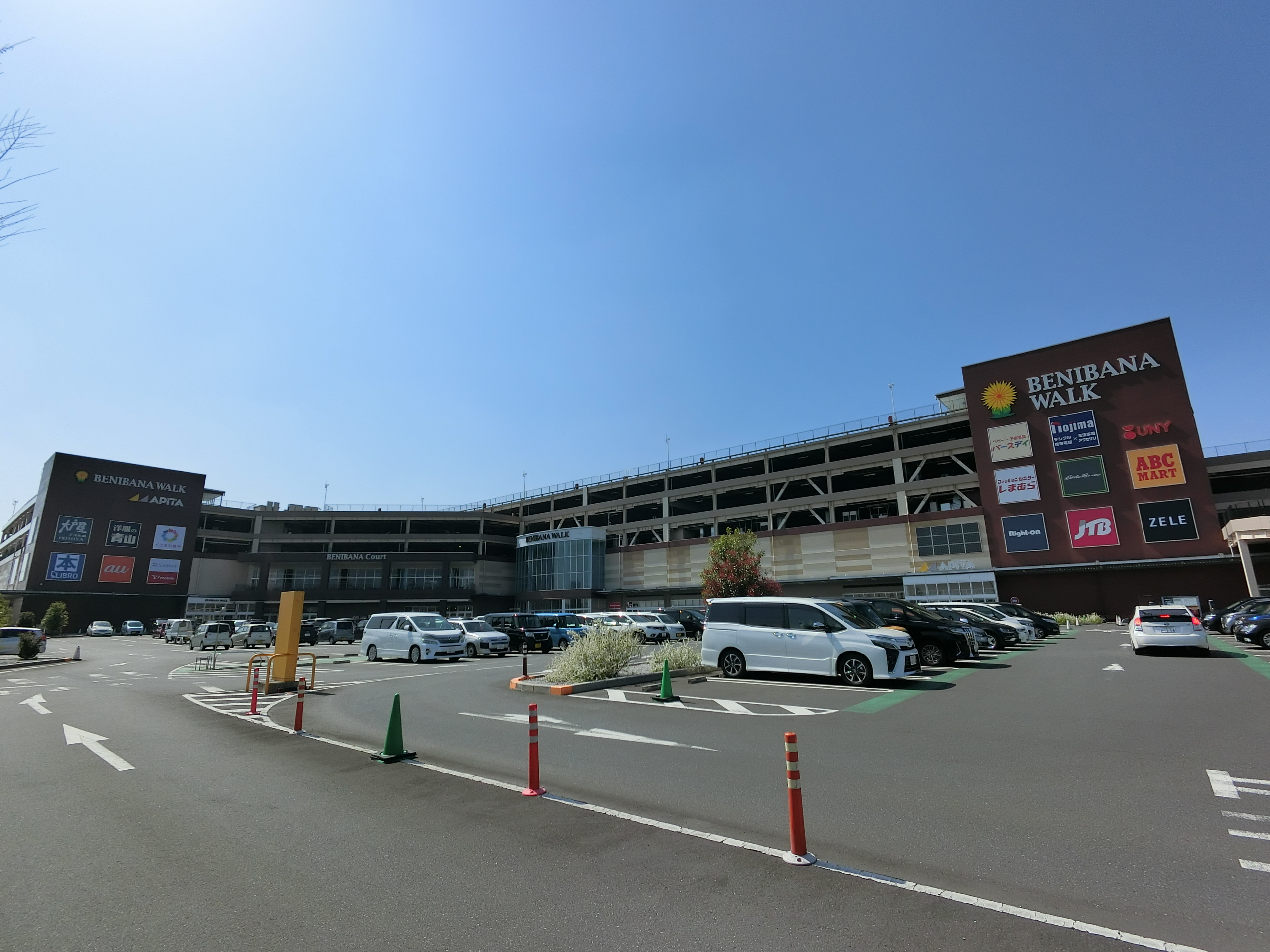 クレストガーデン ショッピング施設