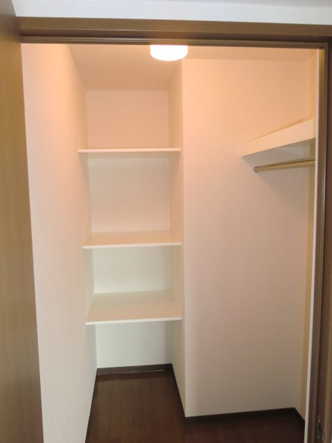 マンション萌黄 収納