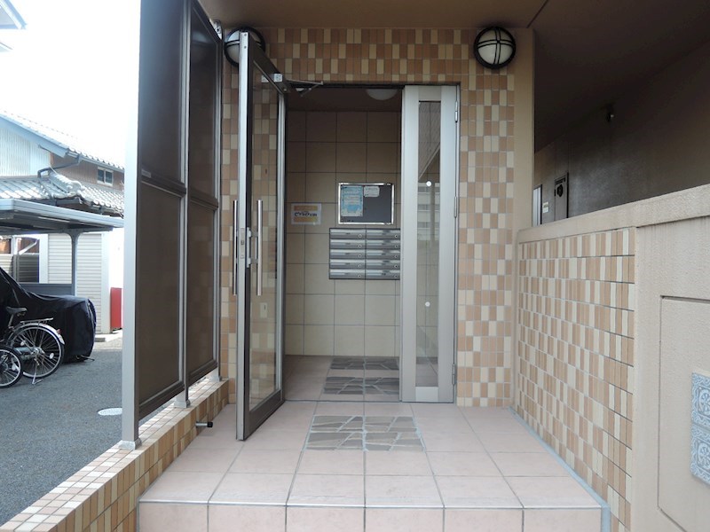 フォレスタⅢ エントランス