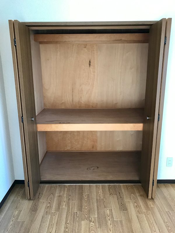 メゾンドクレアール 収納
