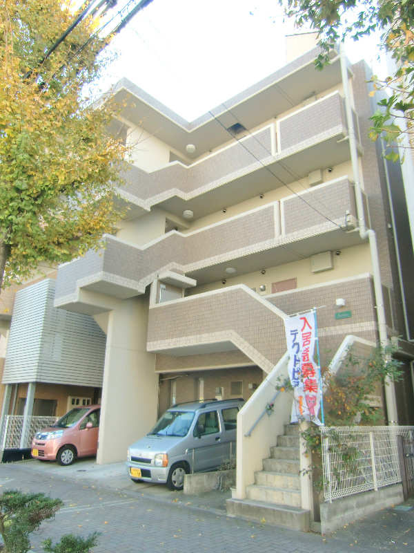シーズンズ 外観