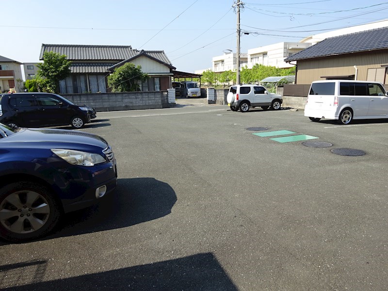 ヴィラグレイス 駐車場