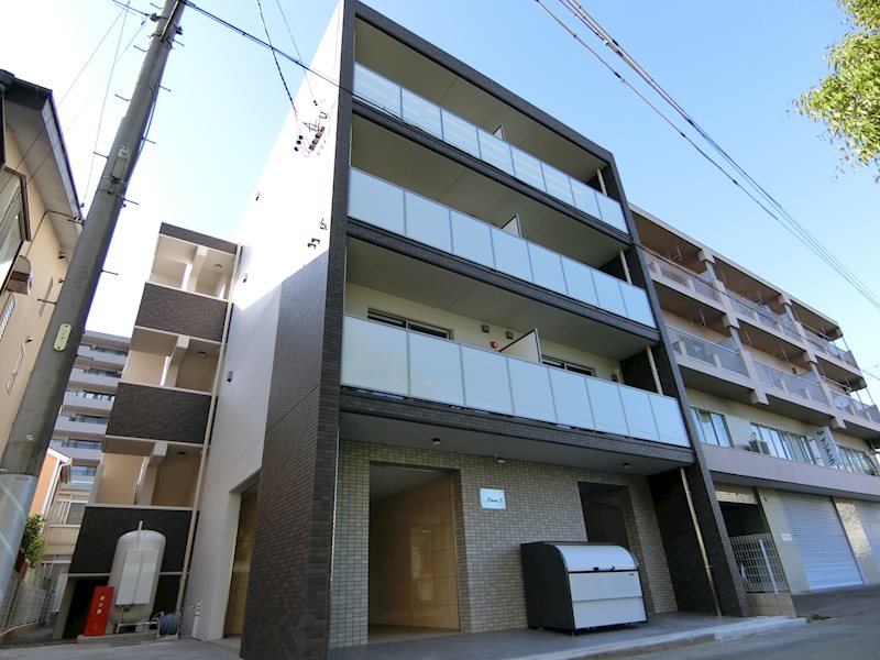 プリーマS 外観