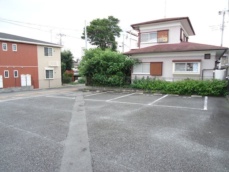 センチュリー秋桜 駐車場