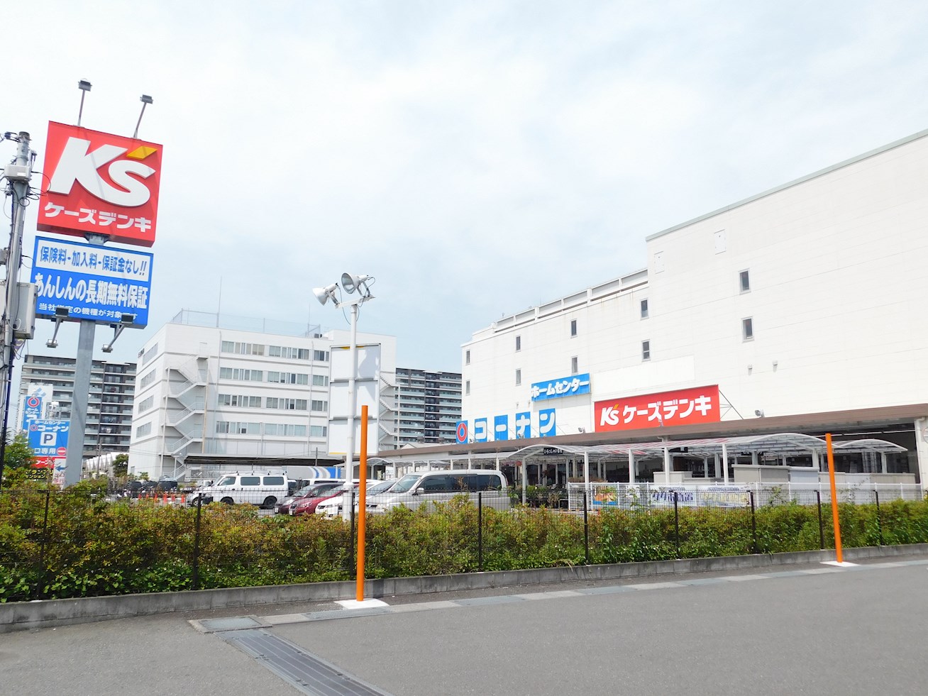 セレーノⅡ ホームセンター
