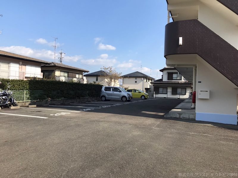 ヒルズＭ＆Ｏ 駐車場