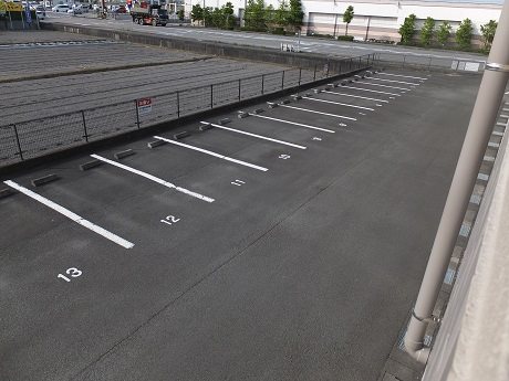 メルベーユⅡ 駐車場