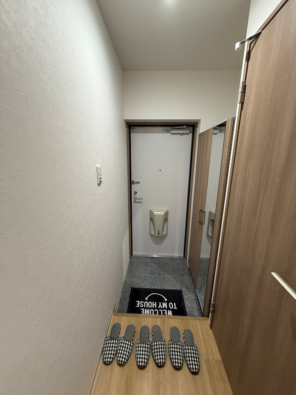 ラ・クレシタ 玄関