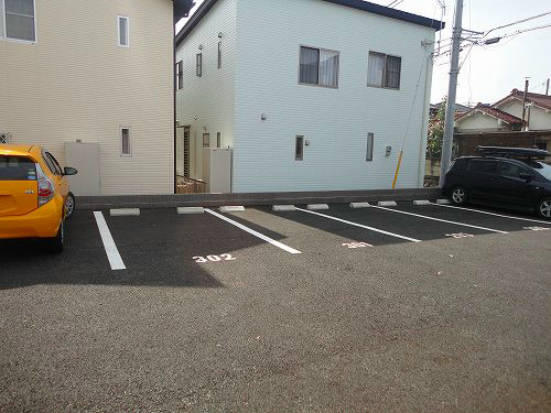 エルグランドＫ 駐車場