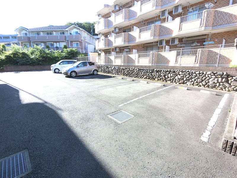 ベルコリーヌ 駐車場