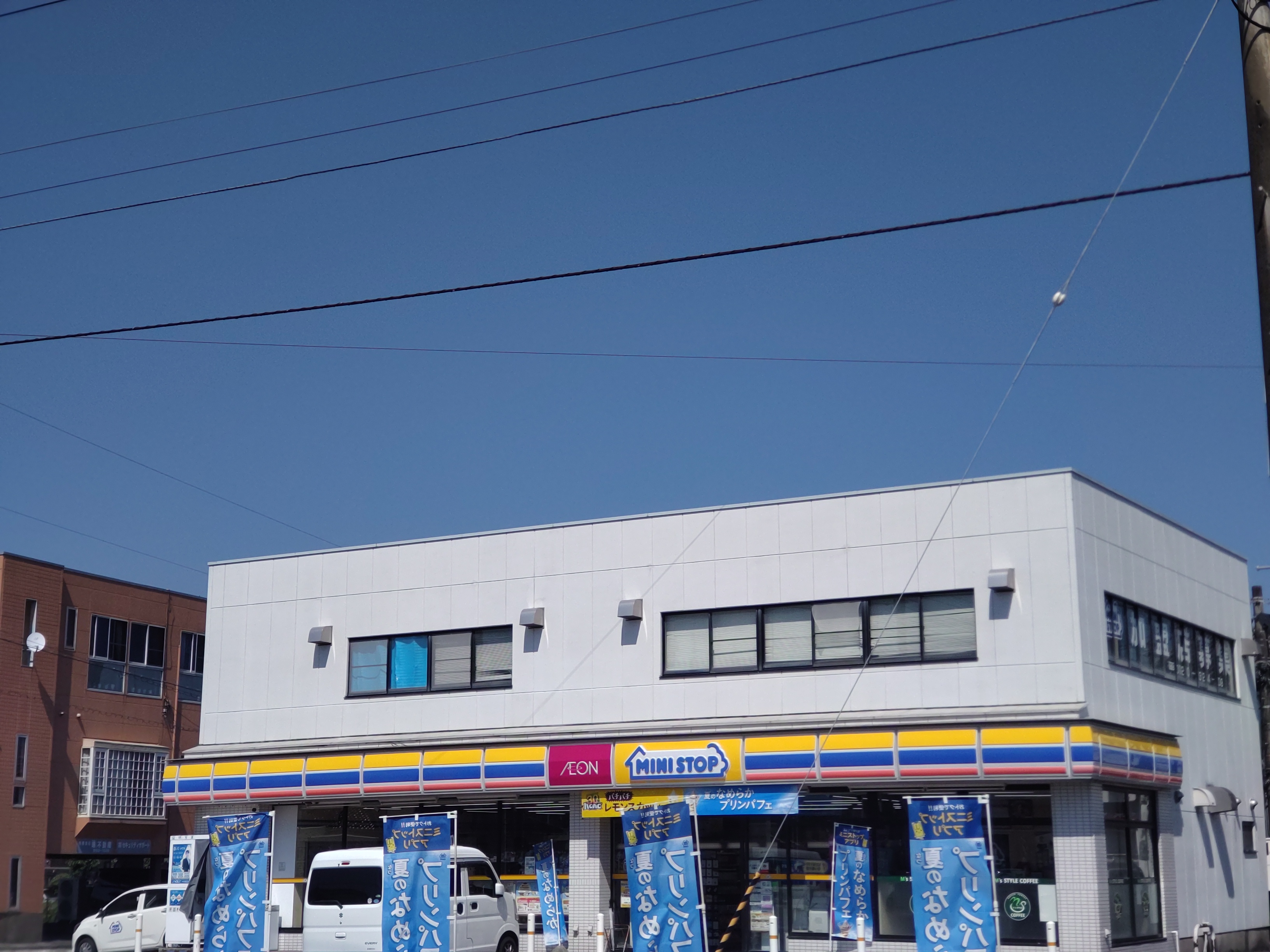 マンション明日香 コンビニ