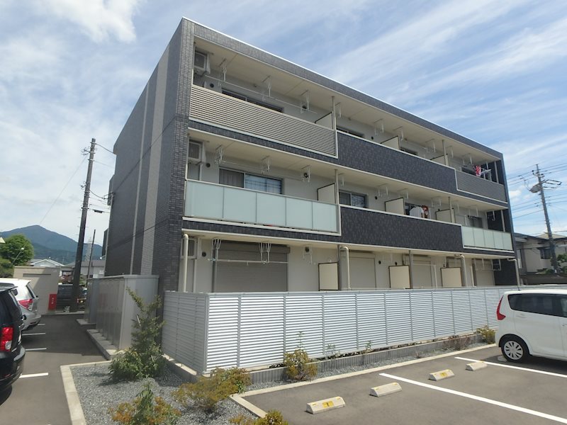 グランツ 外観