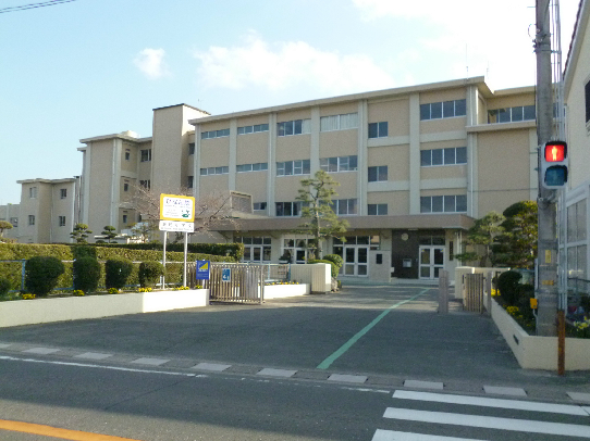 コルマール 小学校