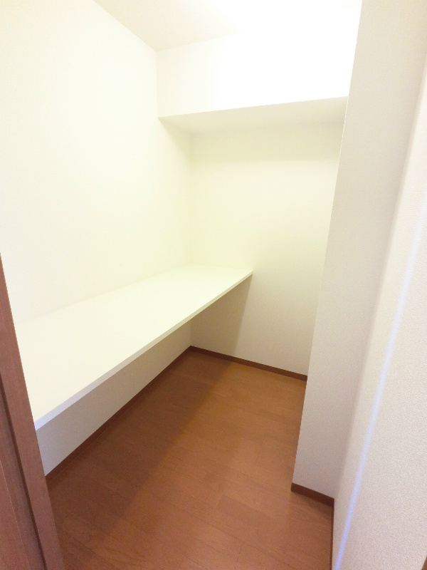 リアンアムール 収納