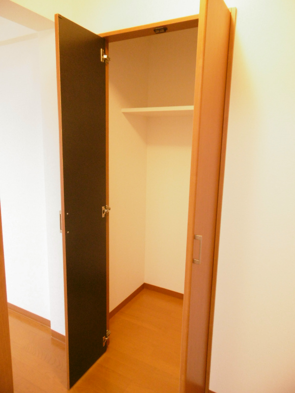 リアンアムール 収納