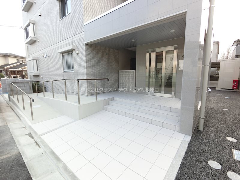 ヴィオラ エントランス