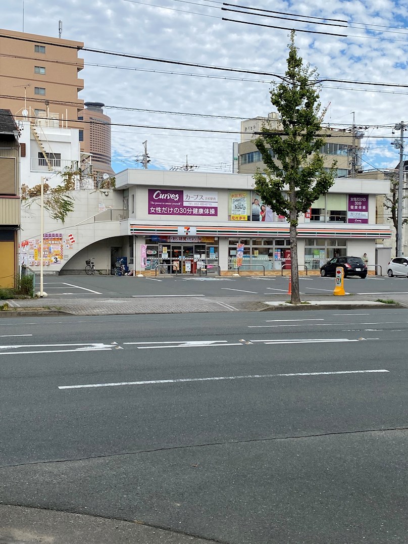 Aries Garden コンビニ