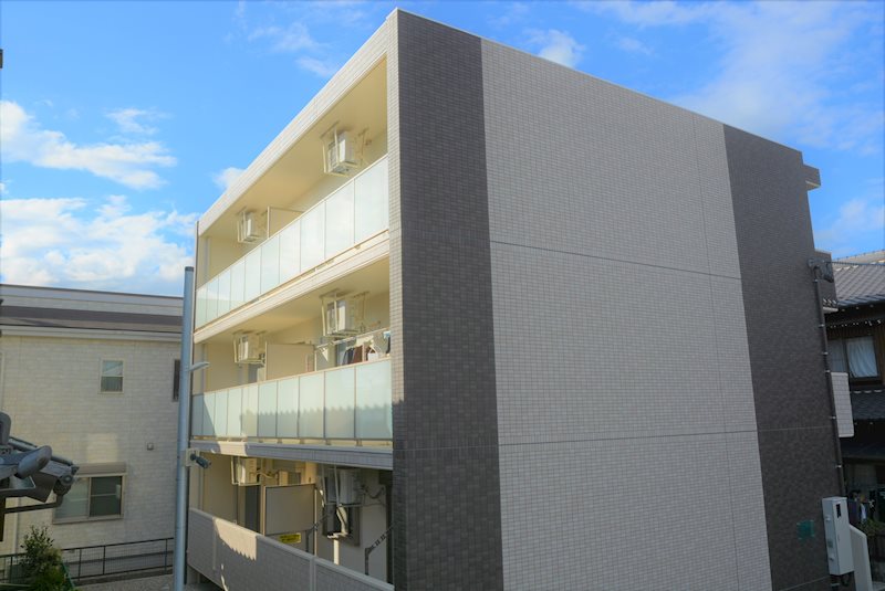 アヴェニュー赤代 外観
