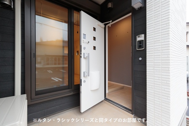 ブリュームⅢ 玄関
