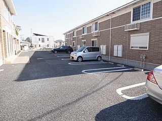 ベル・アルモニーⅡ 駐車場