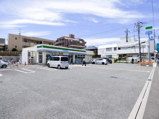 ワコーレ所沢Ⅲ コンビニ