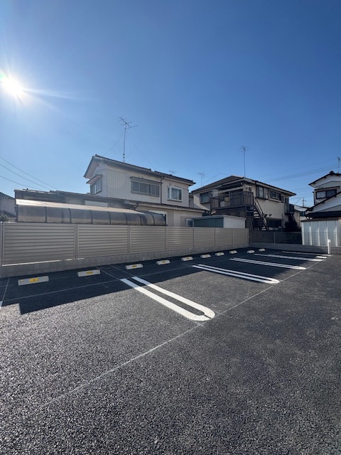 ヒルズ山王林 駐車場