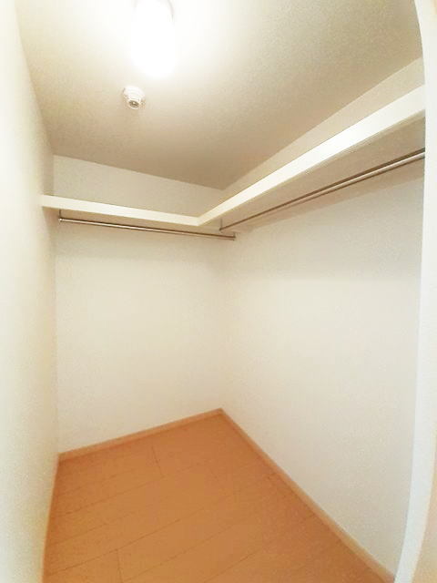 サンクレスト 収納
