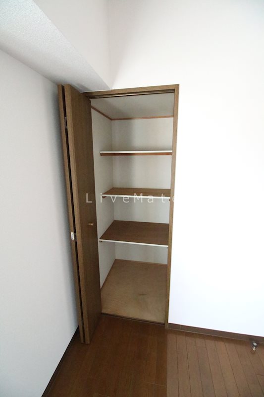 プラザハイツ二ツ屋A棟 収納
