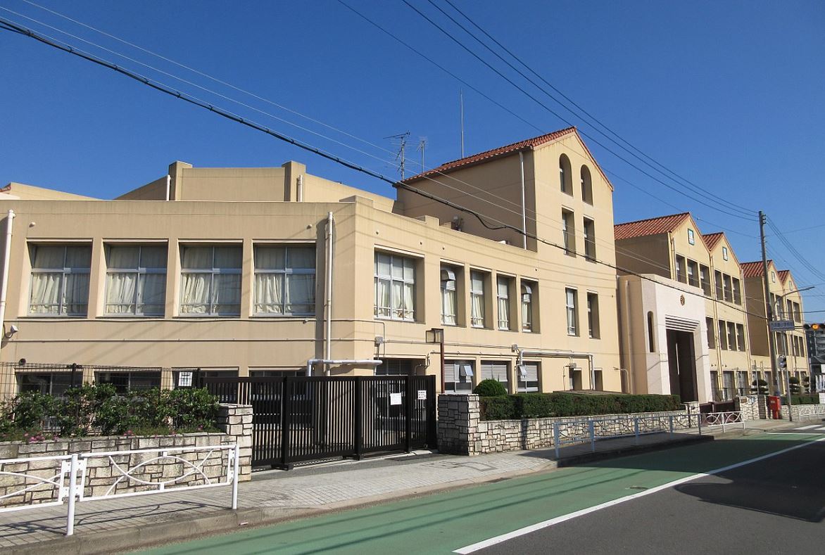 ハイツサニーヒル東棟 小学校
