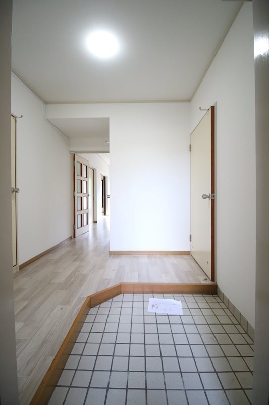 グランベア今井 玄関