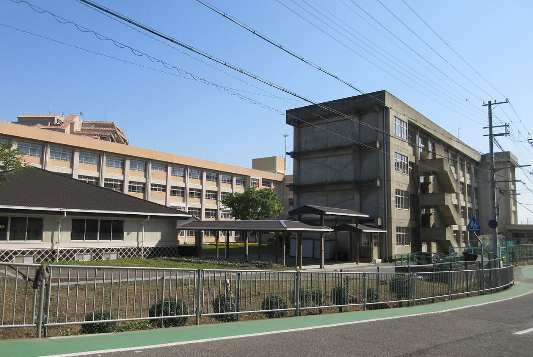グランベア今井 中学校