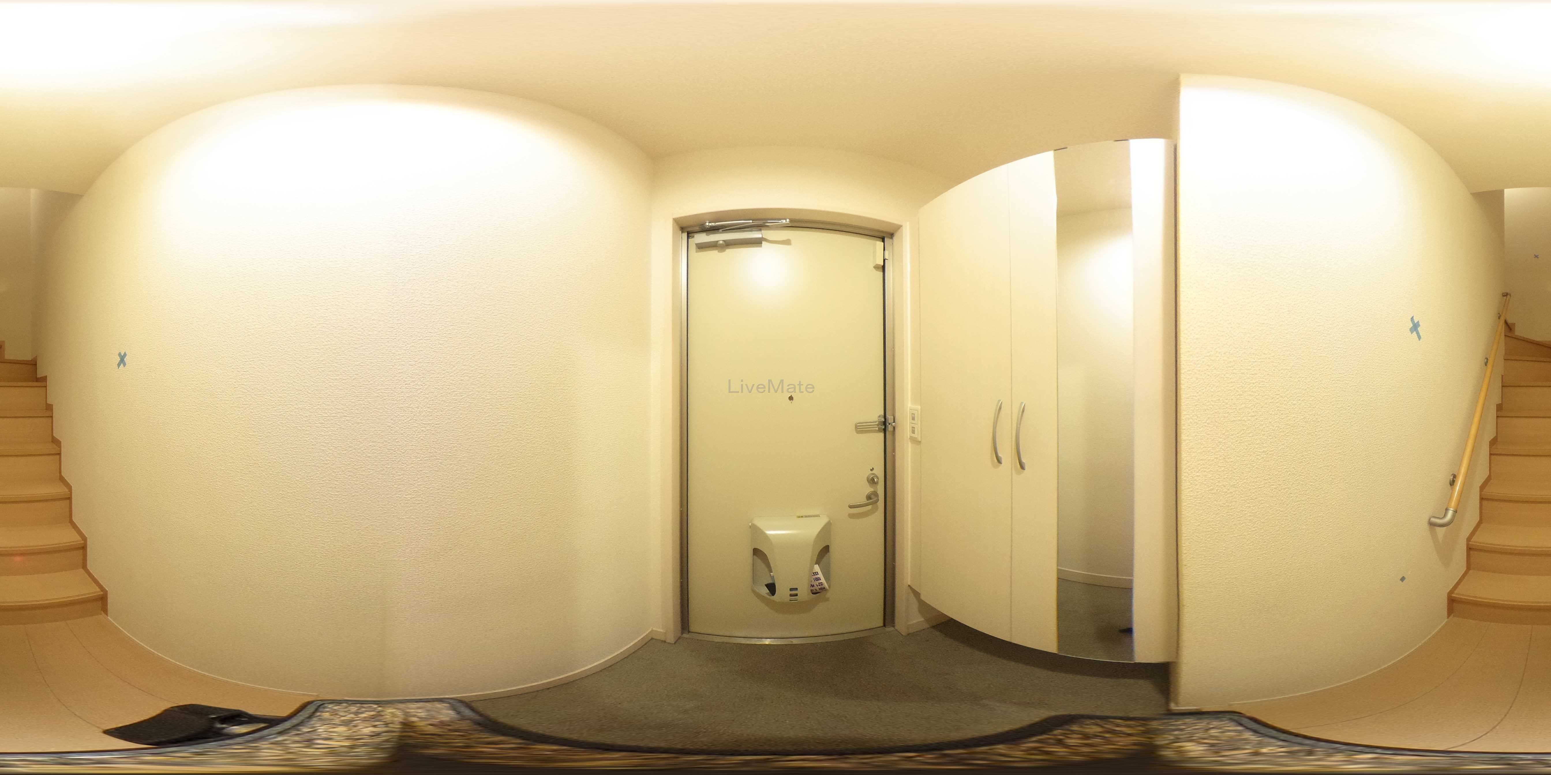 クレールわかば 玄関