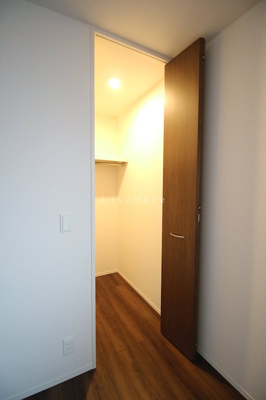 エムライズ大蔵中町 収納