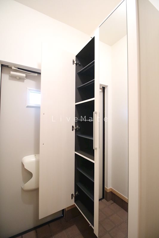 ラフレシールⅡ 収納