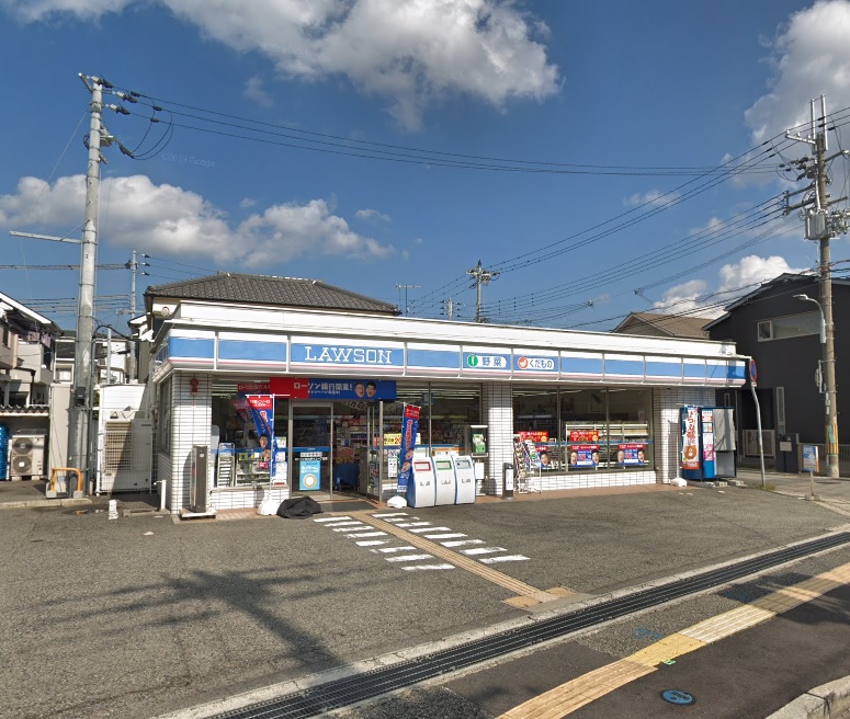 YKハイツ松の内 コンビニ