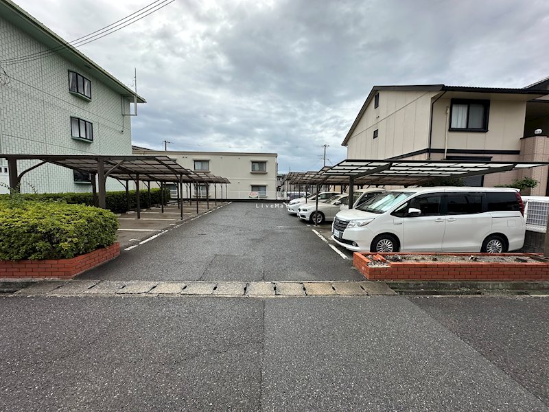ベルデュウラ池上 駐車場