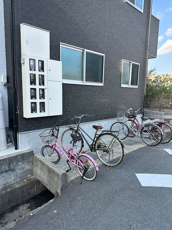 アジール・シエル その他
