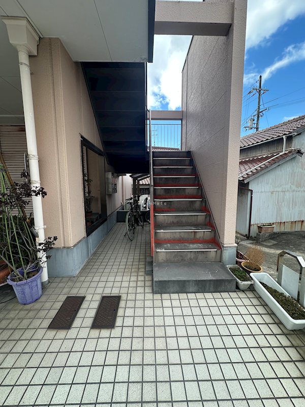 ルミエールSATOH エントランス