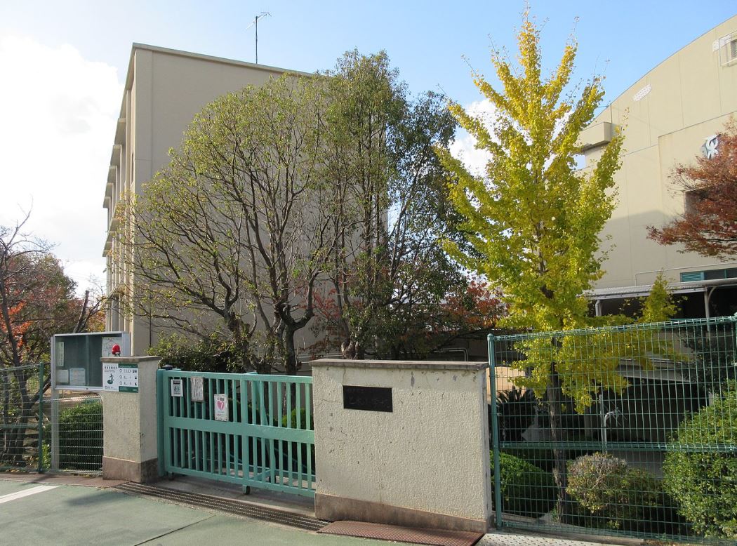 アズーロ垂水Ⅱ 小学校