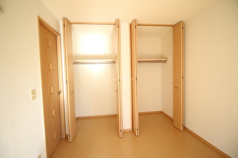 多井畑南町戸建賃貸D棟 収納