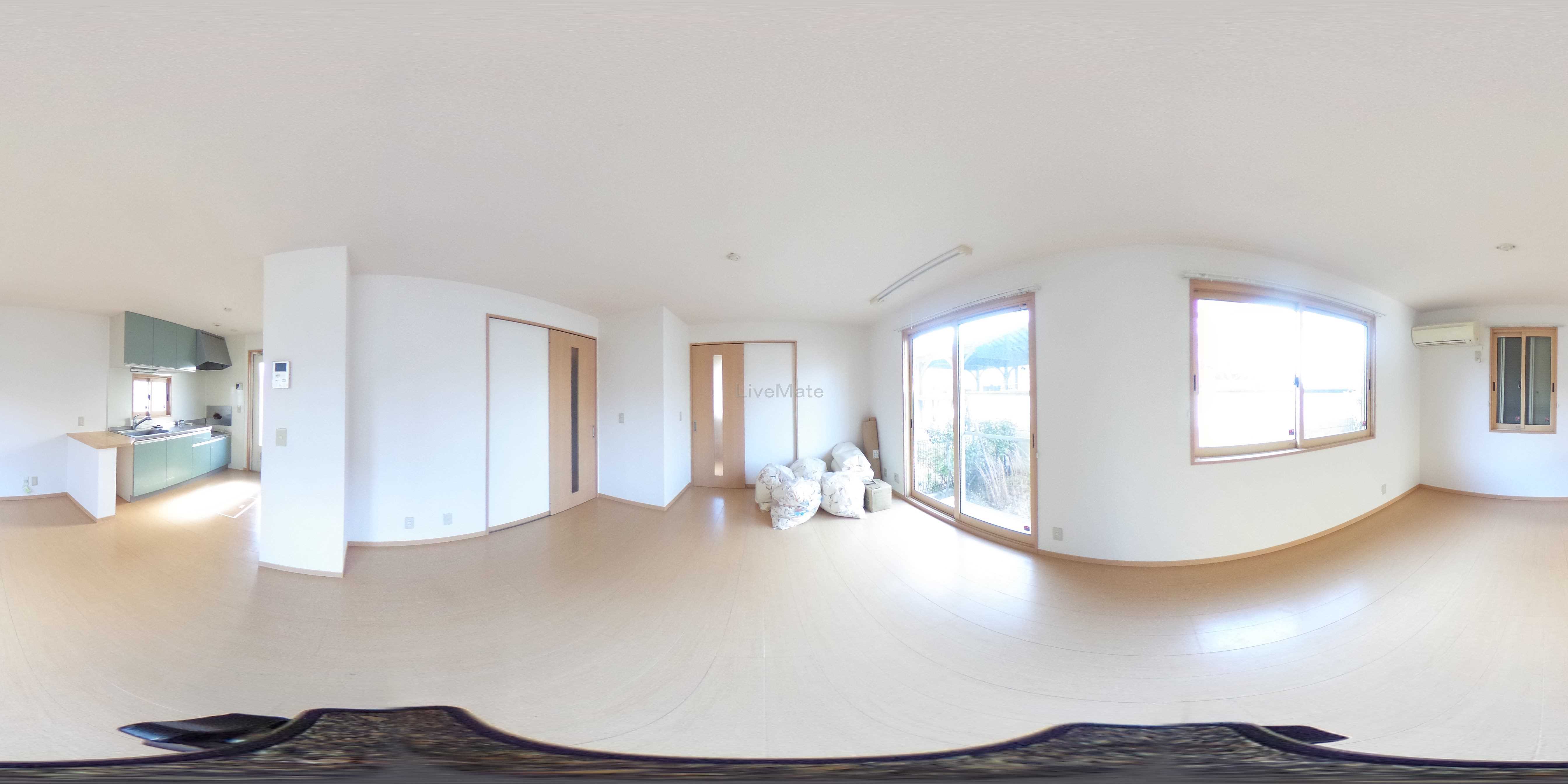 多井畑南町戸建賃貸D棟 リビング
