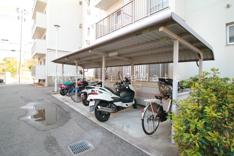 大沢マンション エントランス