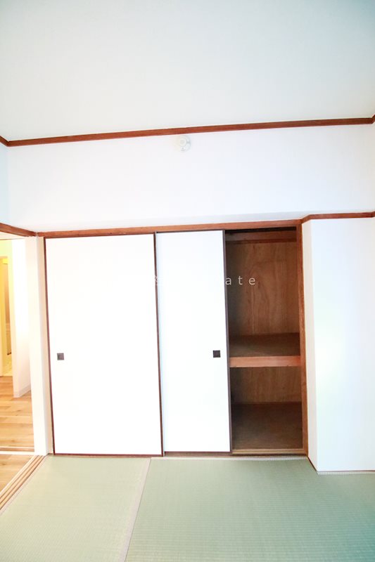 大沢マンション 収納