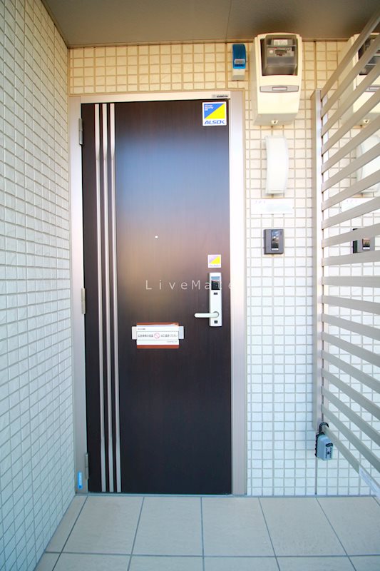 ヴィルヌーブ　サンティーエ エントランス