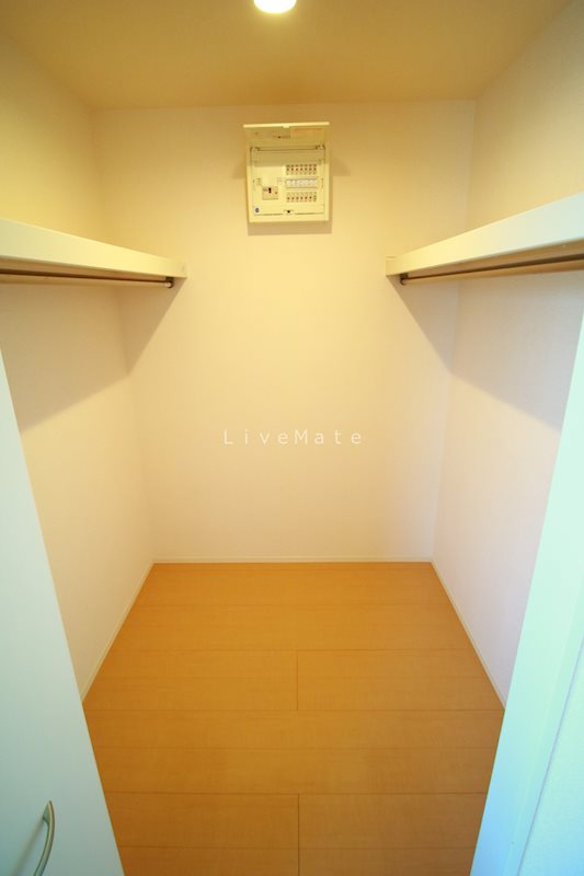 ヴィルヌーブ　サンティーエ 収納