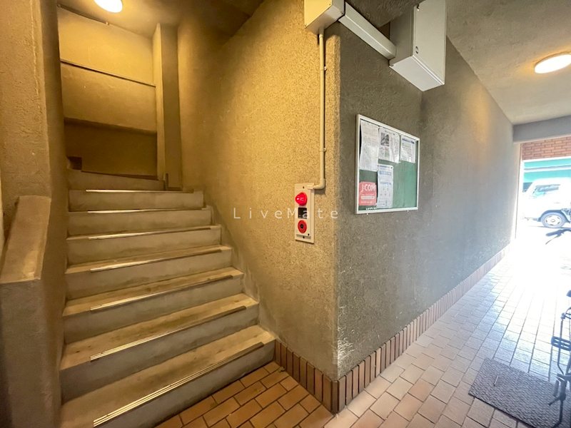 ワコーレ板宿 エントランス