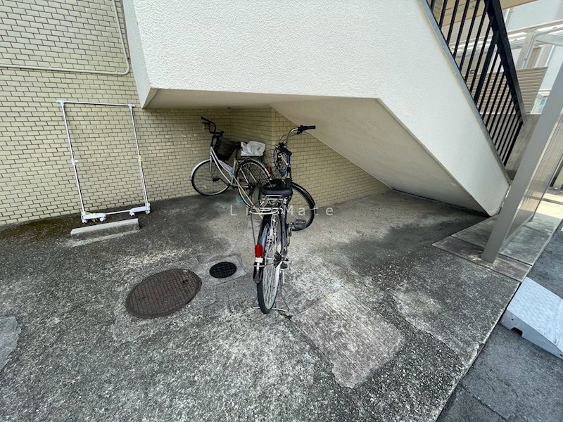 パークヒルズオアシス 駐車場