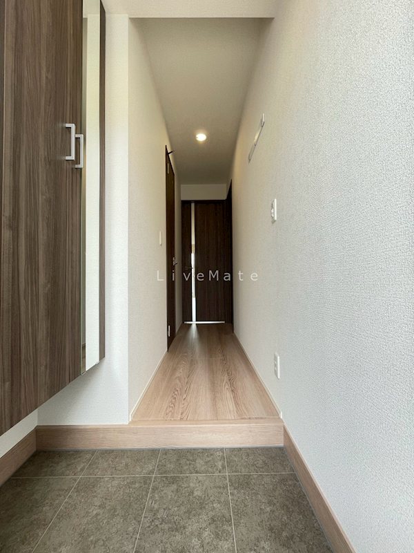 D-room江井島 玄関