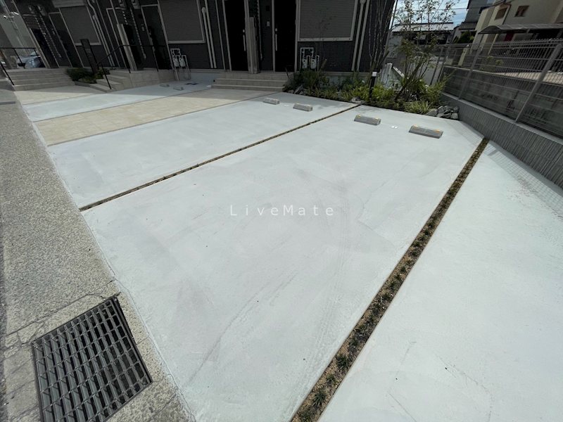 D-room江井島 駐車場